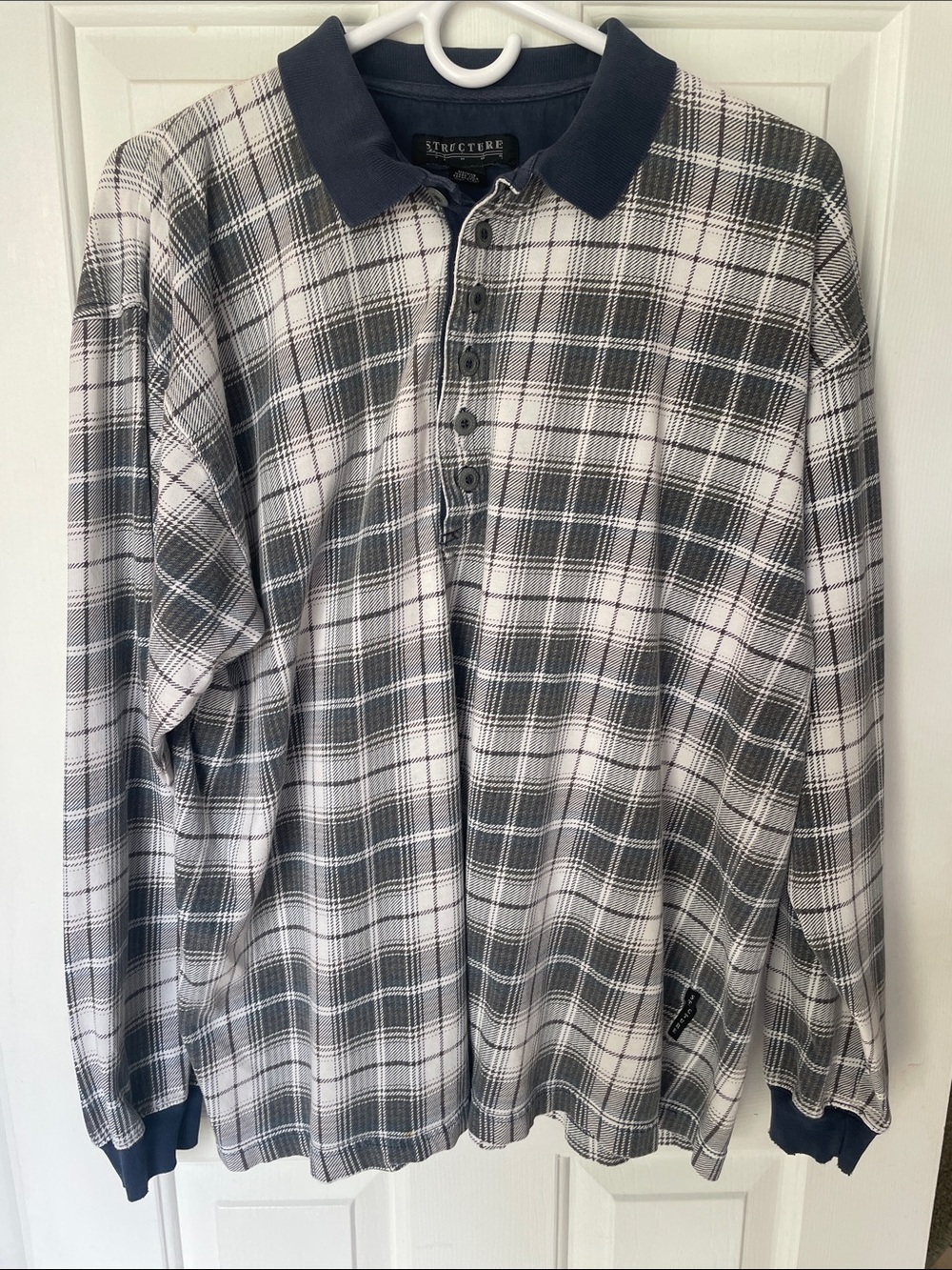 Structure Men's Black and White Plaid Long-Sleeve Polo